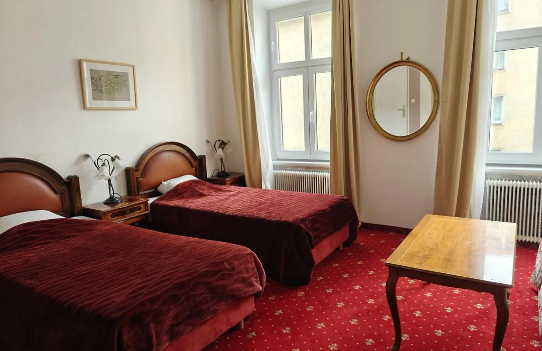 Hotel Viki-1